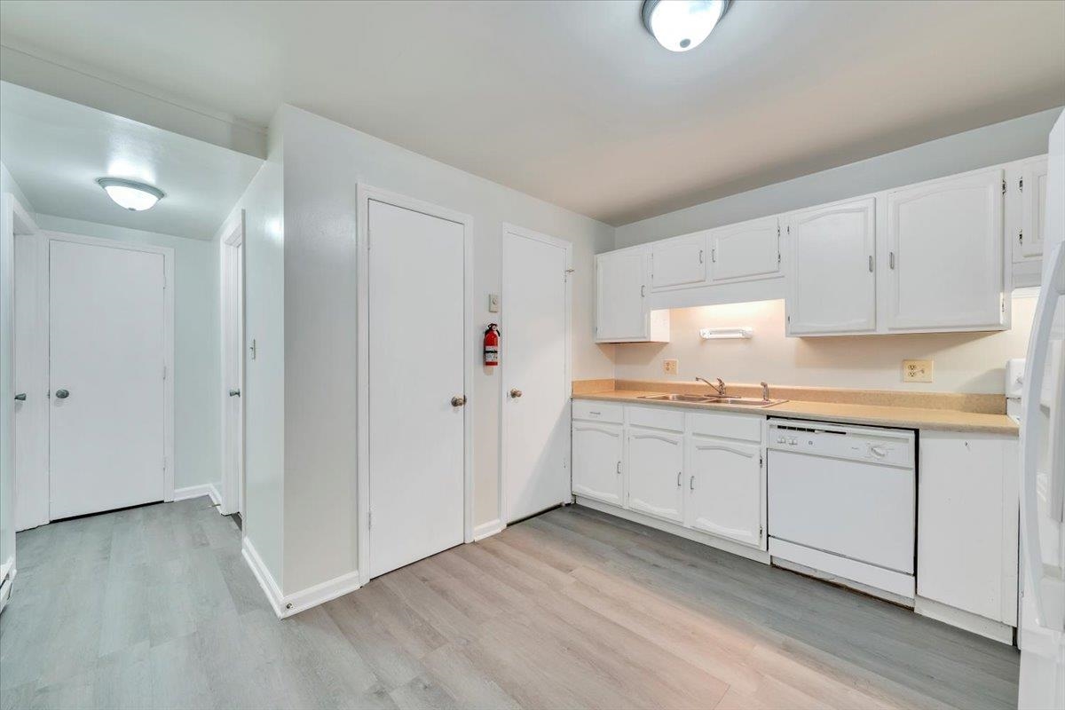 370 New Kent Road Blacksburg VA 24060