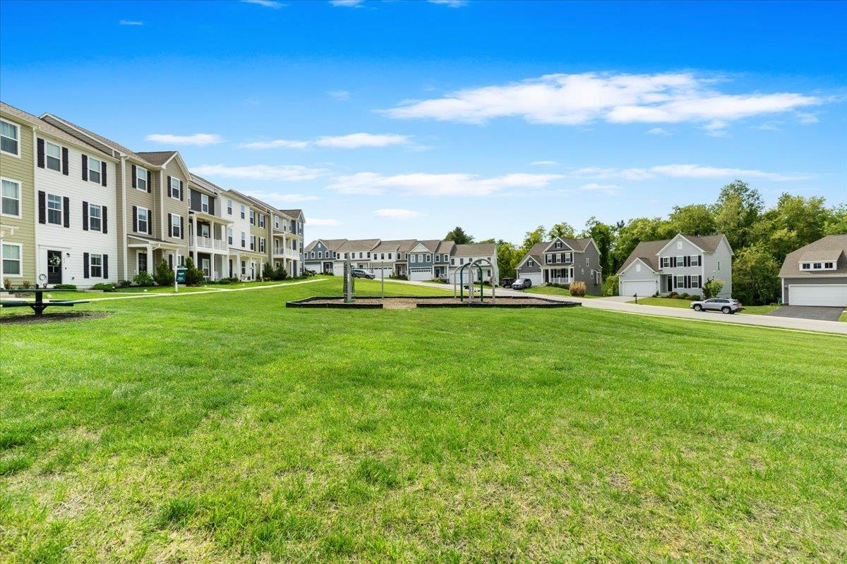 195 Hamilton Avenue NW Christiansburg VA 24073
