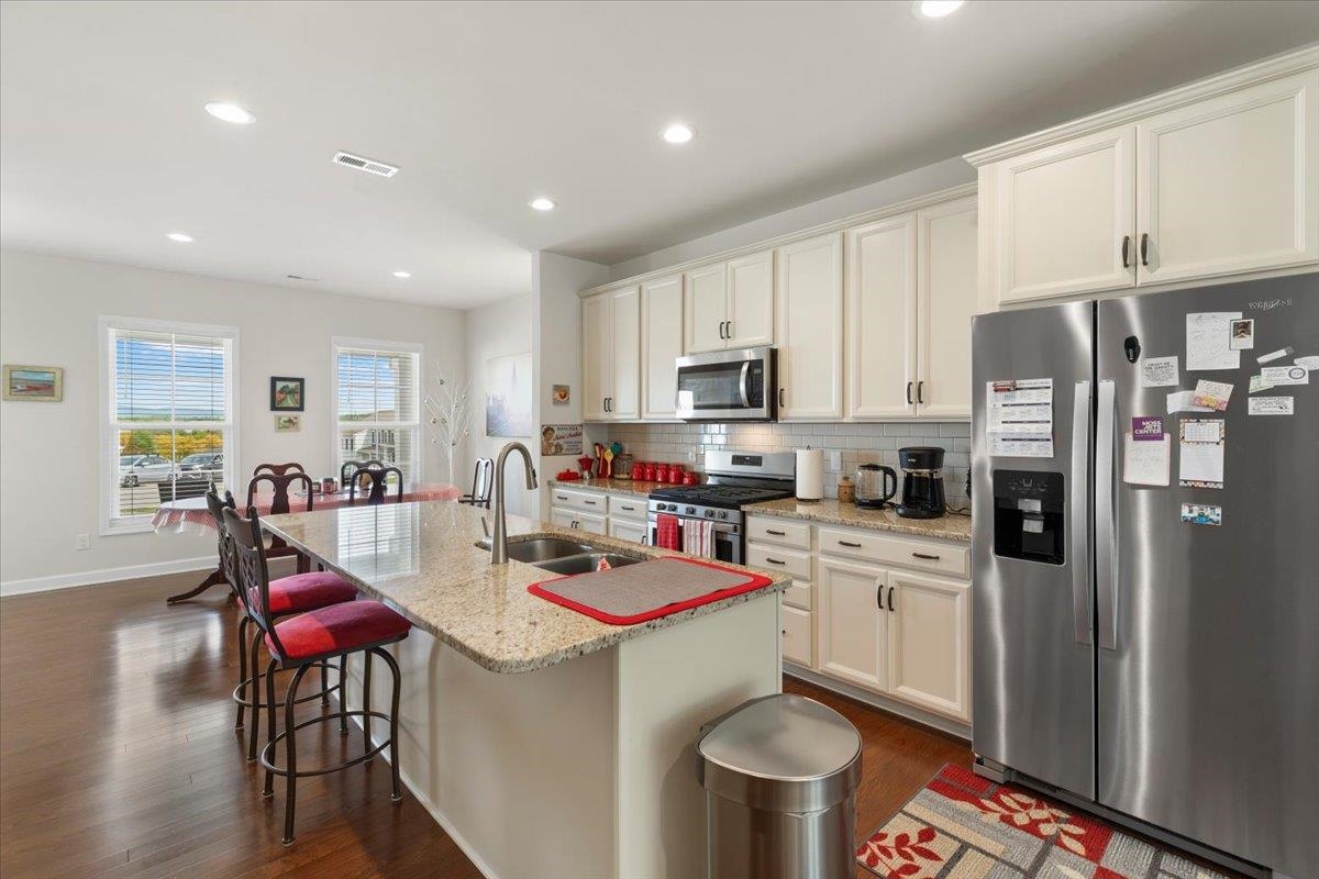 195 Hamilton Avenue NW Christiansburg VA 24073