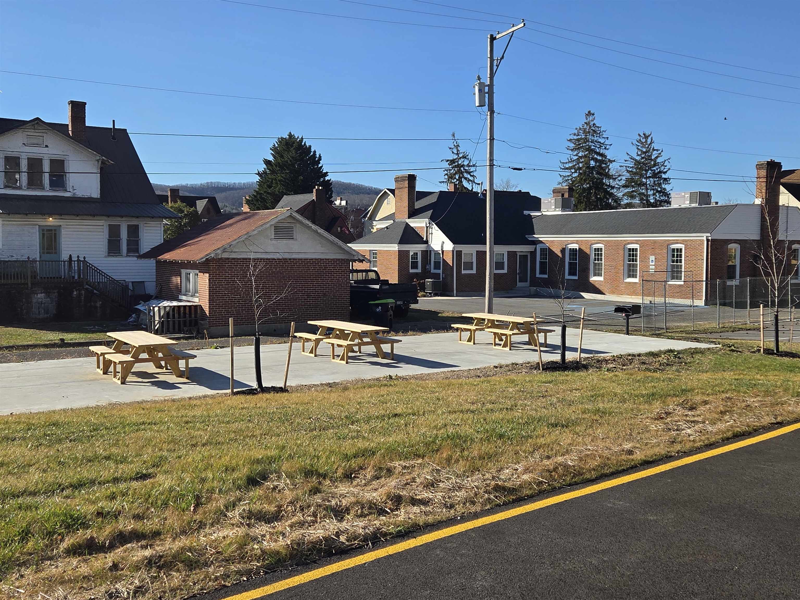 415 N Washington Avenue Pulaski VA 24301