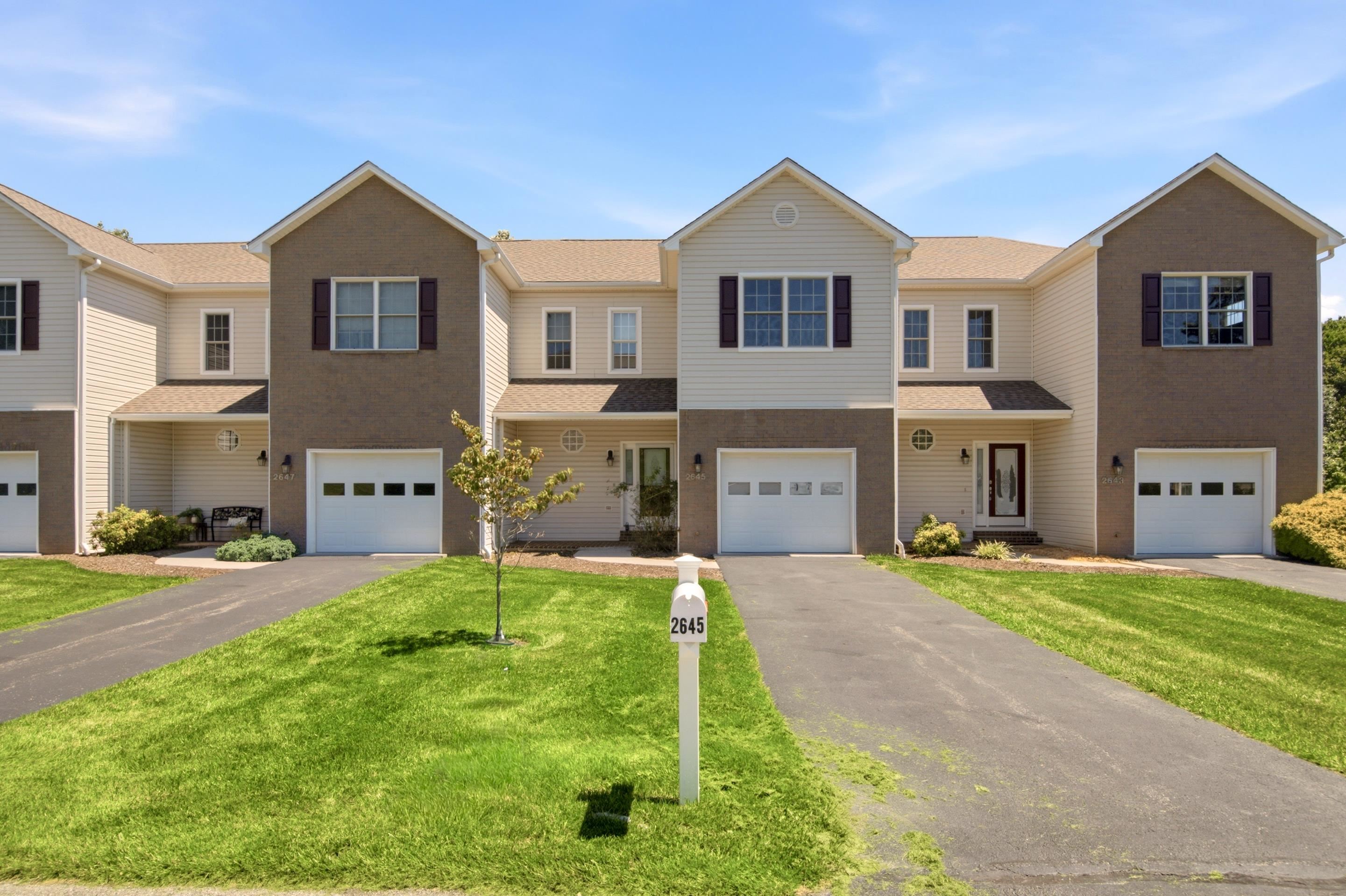 2645 Blossom Trail E Blacksburg VA 24060