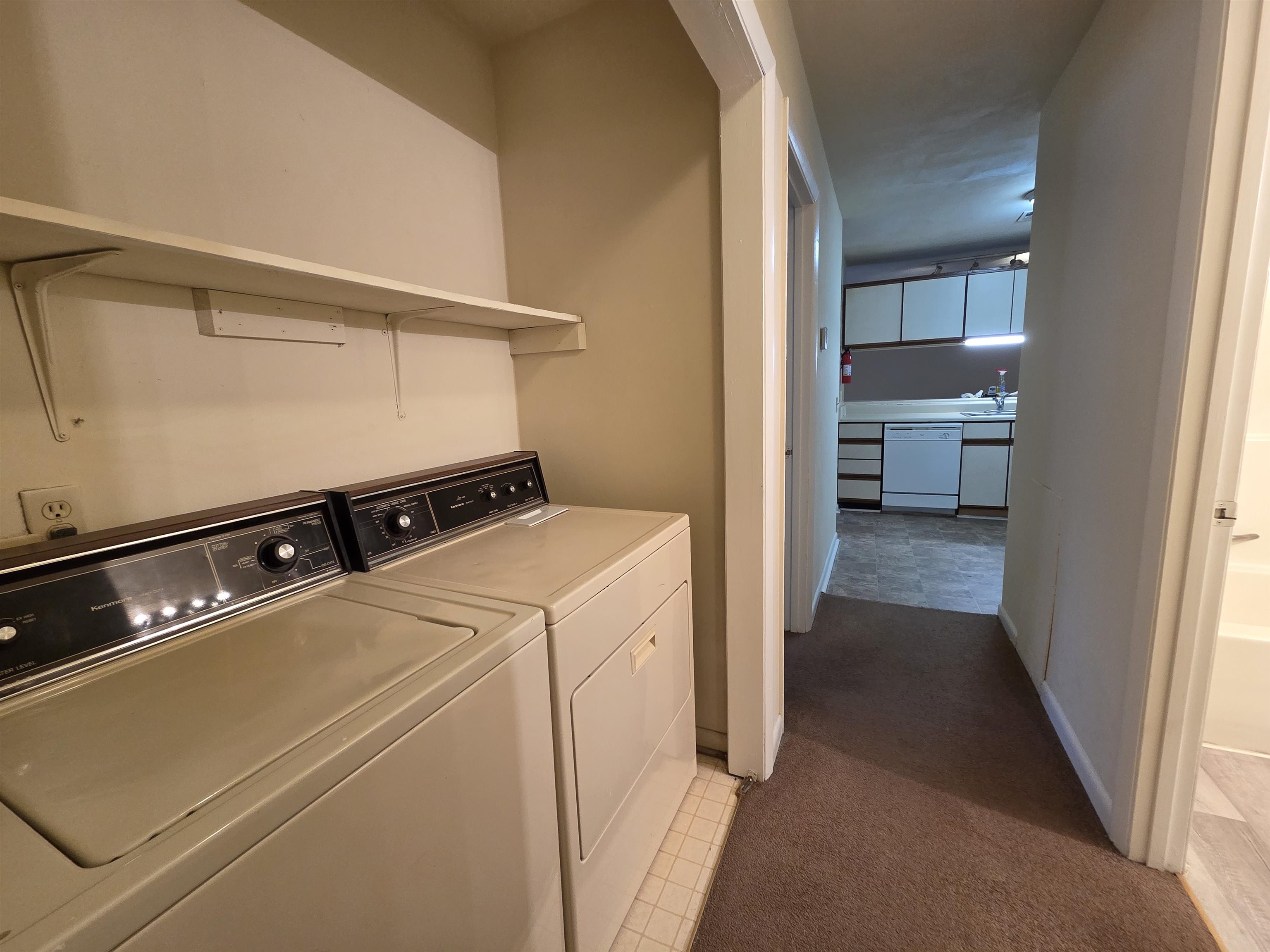 1209 B University Terrace Blacksburg VA 24060