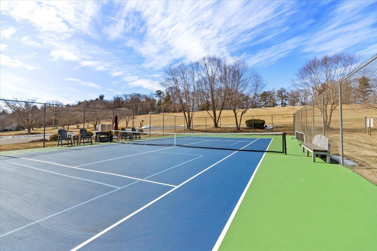 4591 Mallard Point Way Dublin VA 24084