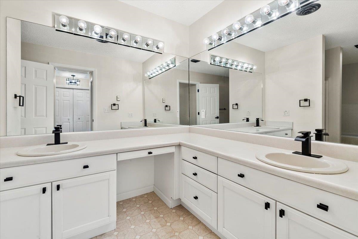 4591 Mallard Point Way Dublin VA 24084