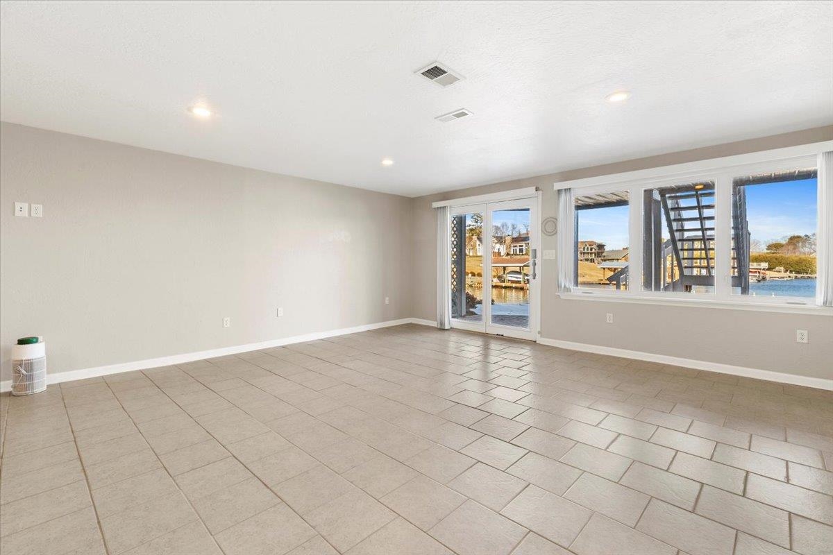 4591 Mallard Point Way Dublin VA 24084