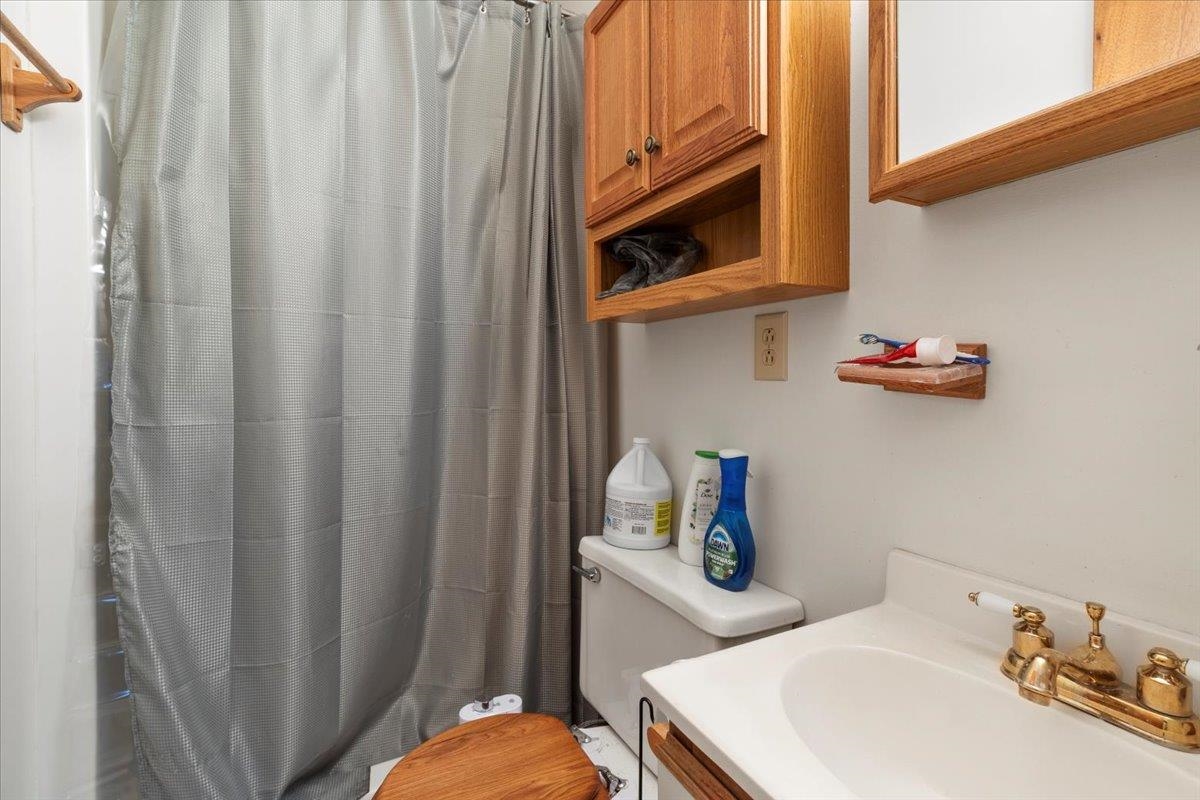 2590 Townhouse Street Christiansburg VA 24073