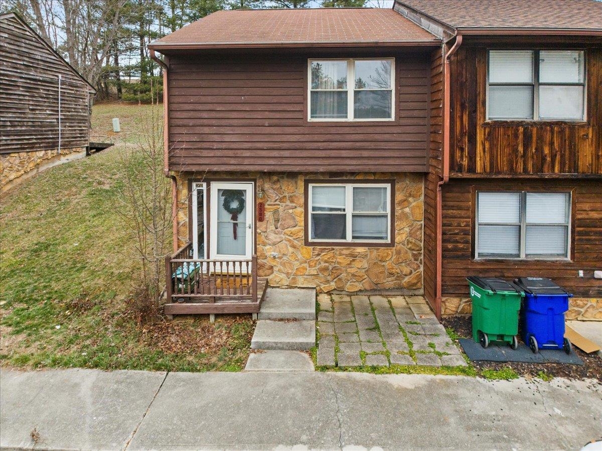 2590 Townhouse Street Christiansburg VA 24073