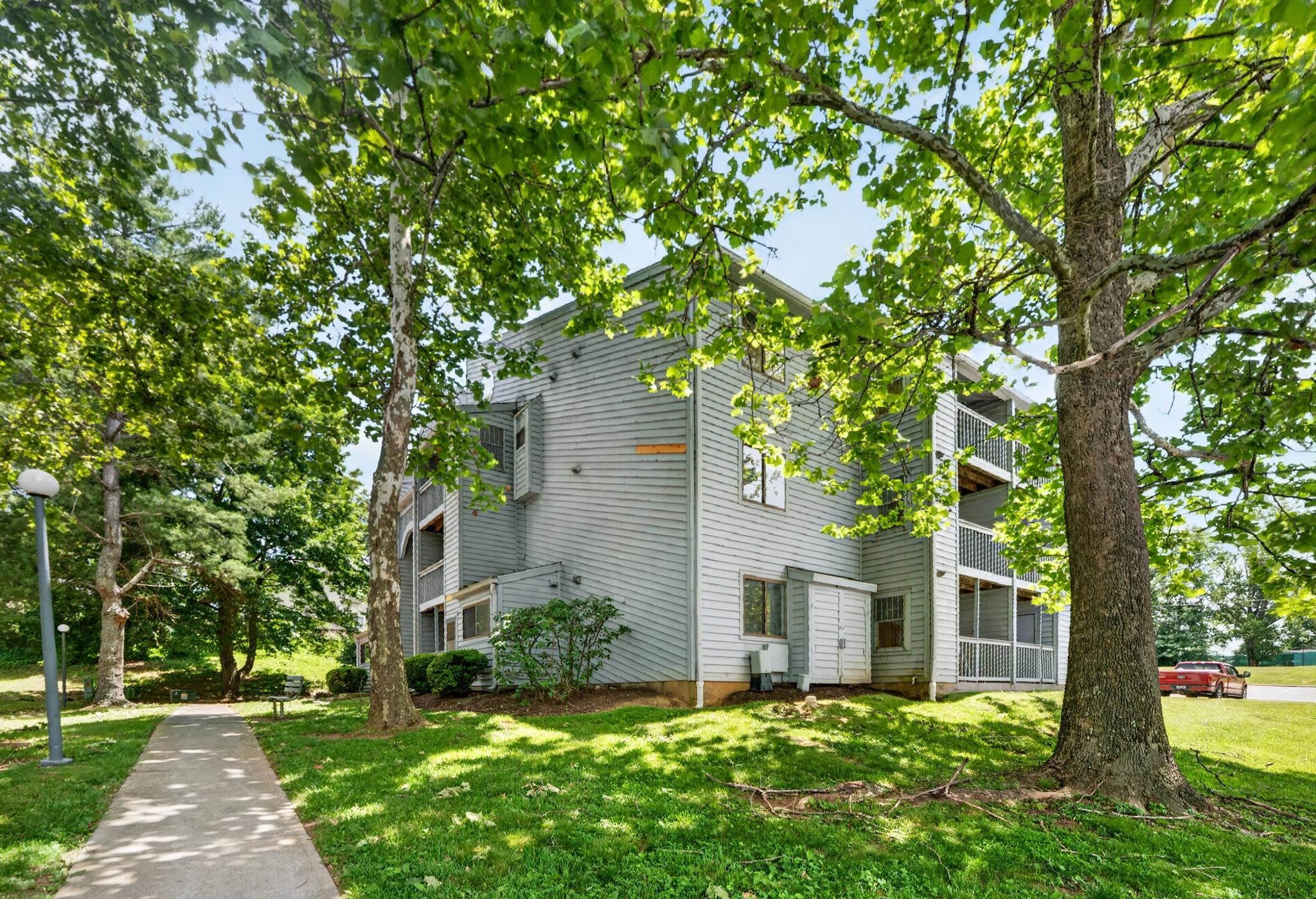 509 E Sunridge Drive Blacksburg VA 24060