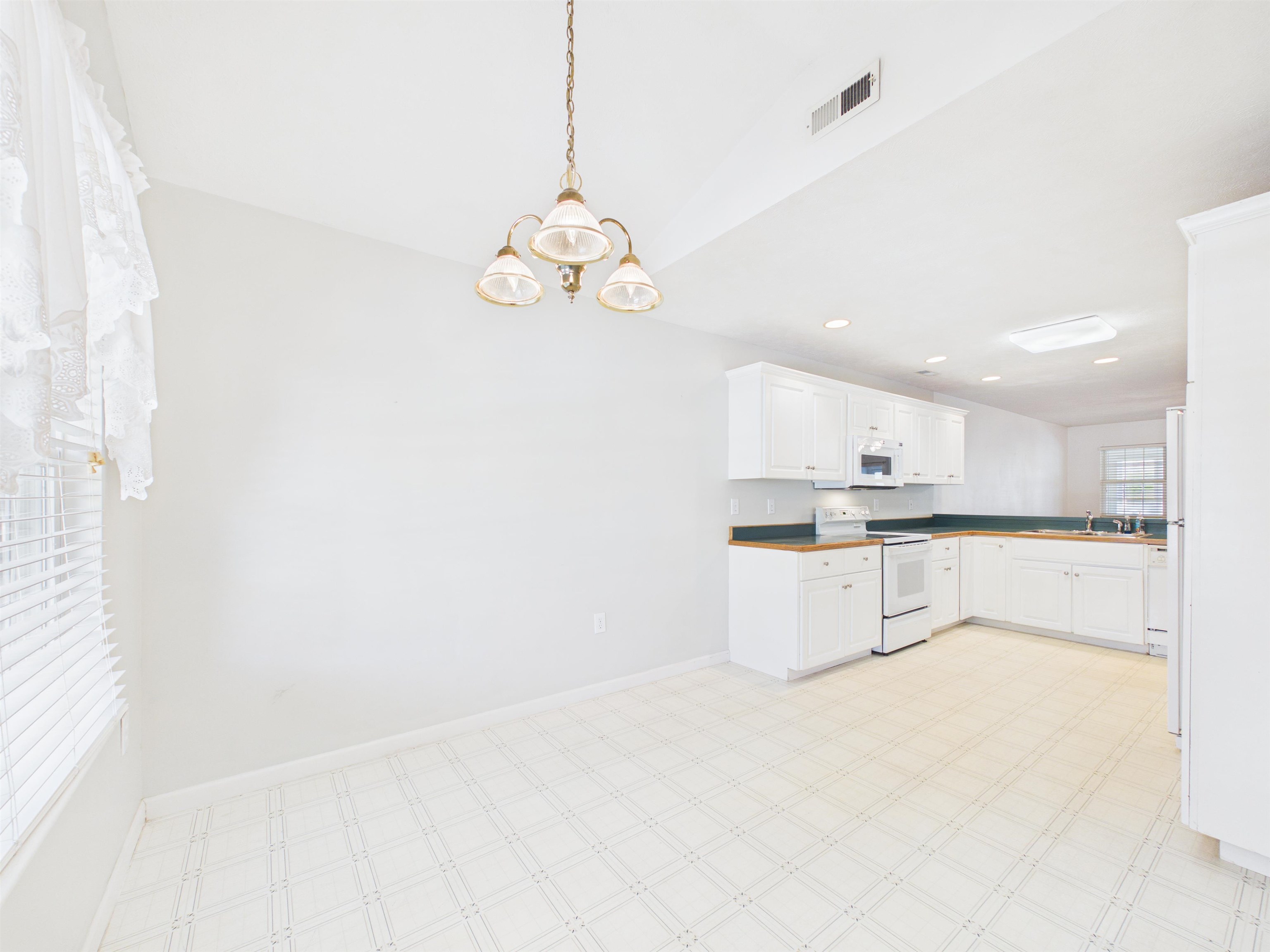 218 Wheatland Court Christiansburg VA 24073