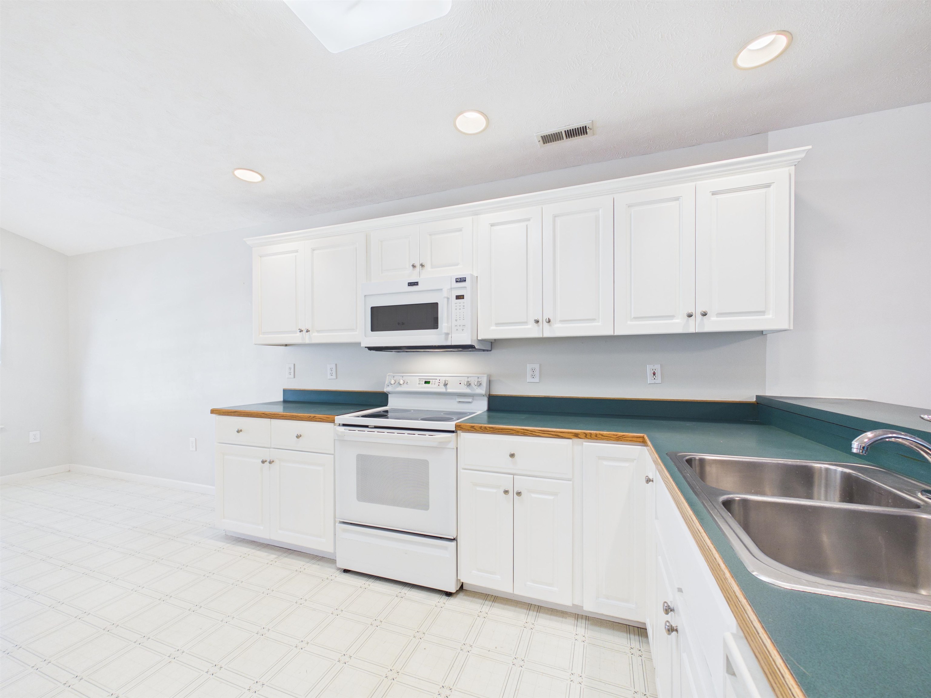 218 Wheatland Court Christiansburg VA 24073