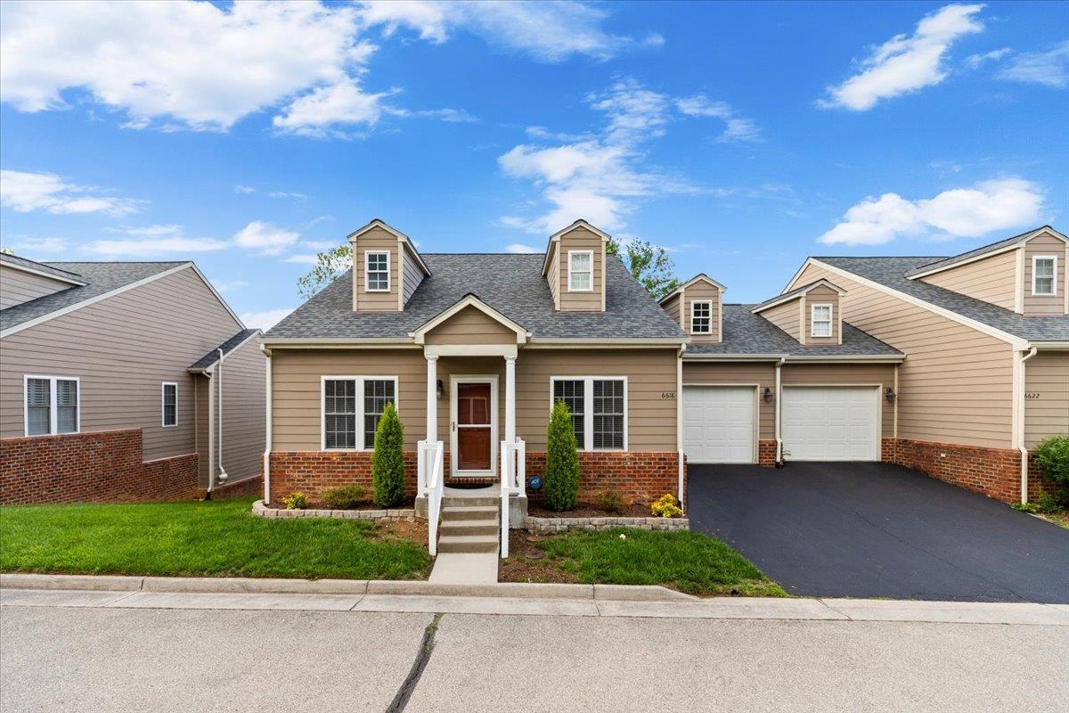 6618 Hartman Court Roanoke VA 24019