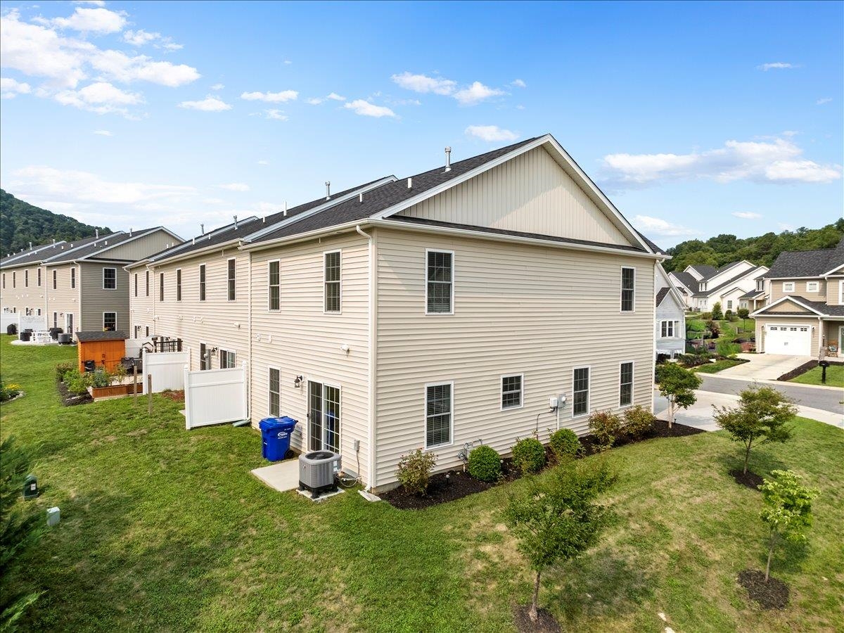 283 Louise Lane Elliston VA 24087