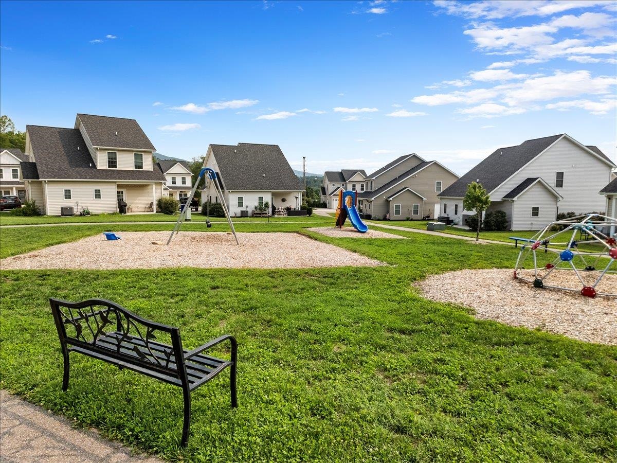 283 Louise Lane Elliston VA 24087