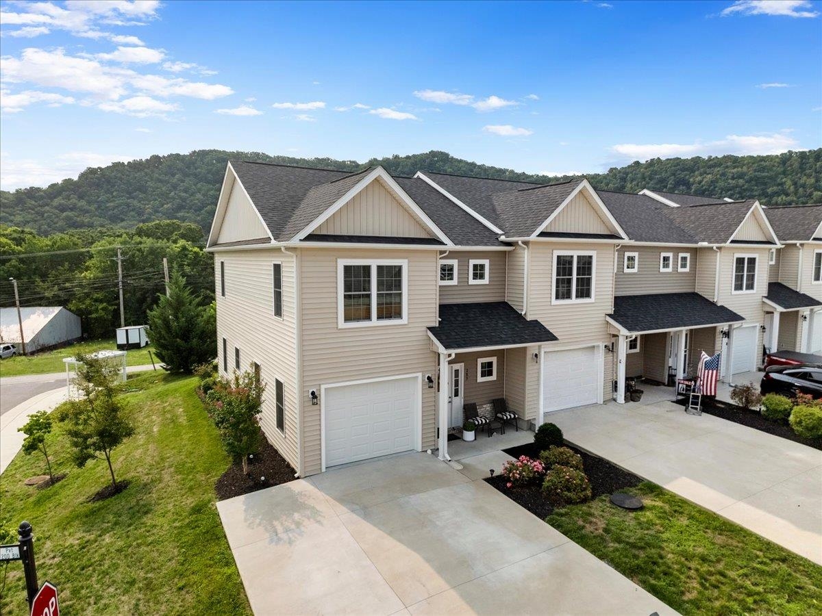283 Louise Lane Elliston VA 24087