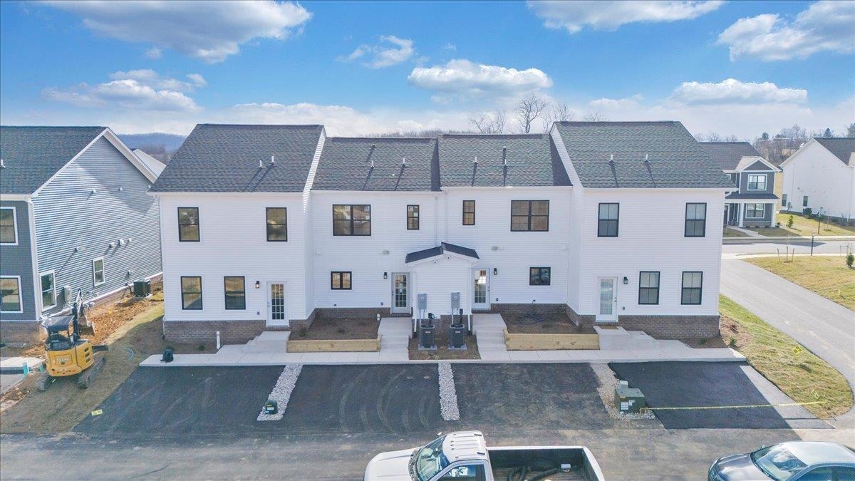 2117 Mccarters Way Blacksburg VA 24060