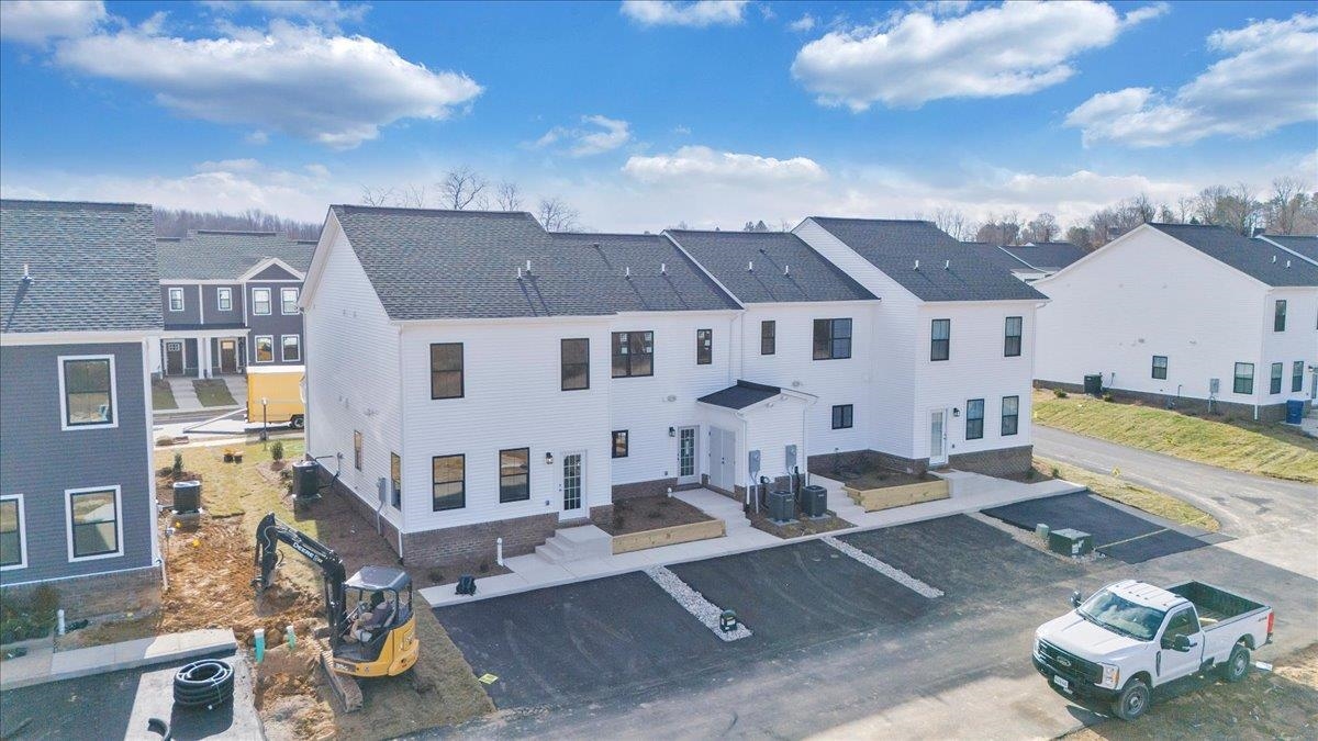 2117 Mccarters Way Blacksburg VA 24060