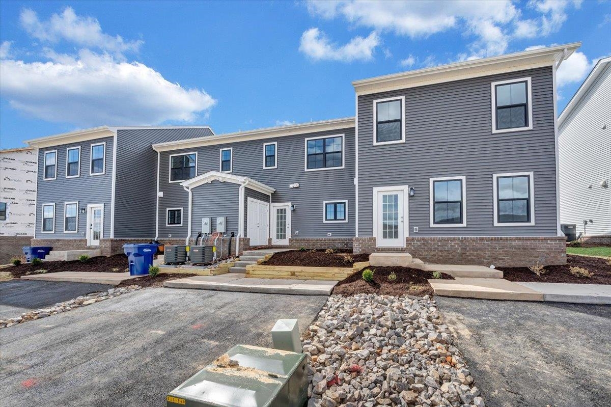 2020 Kyles Way Blacksburg VA 24060