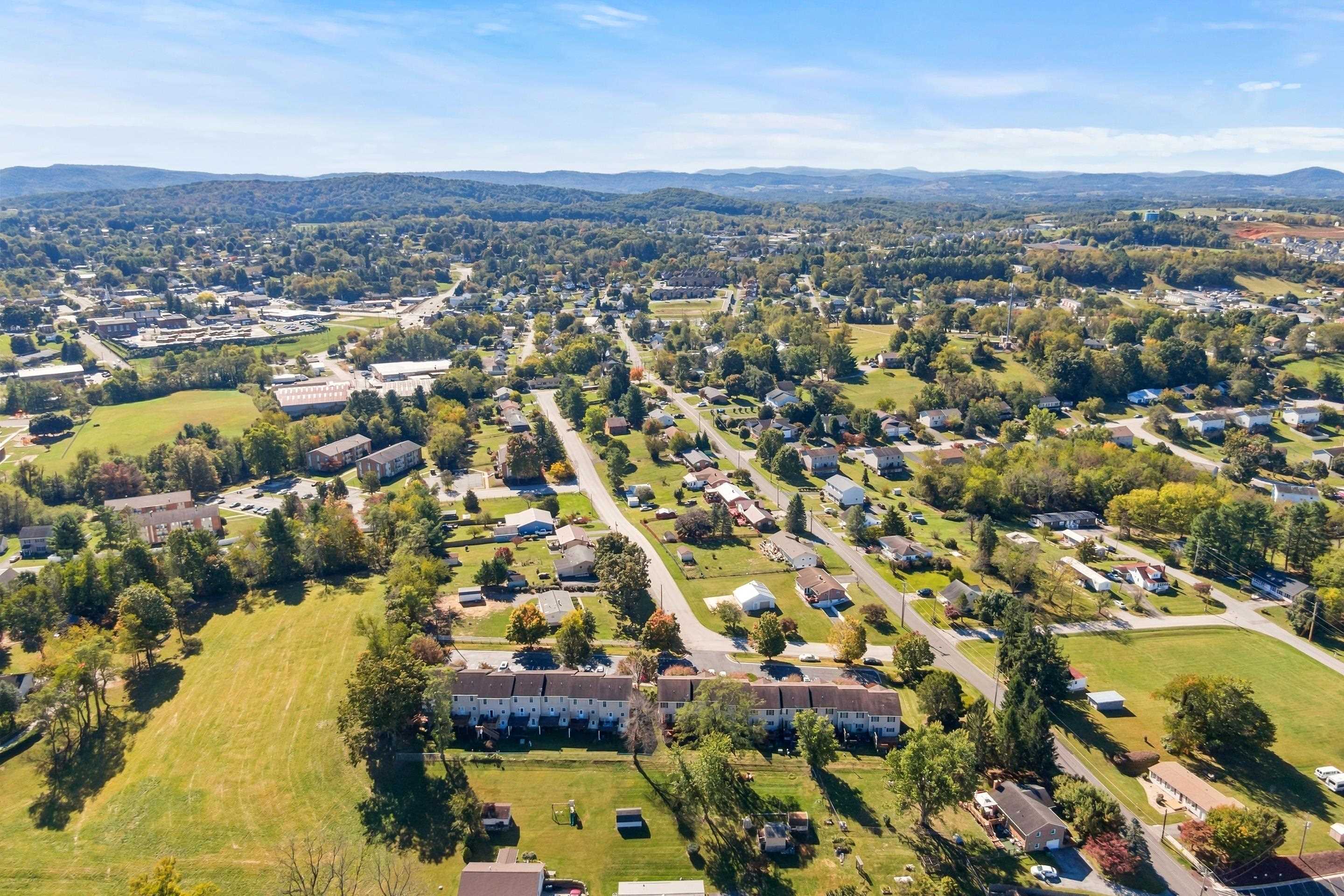 420 Wimmer Street NW Christiansburg VA 24073
