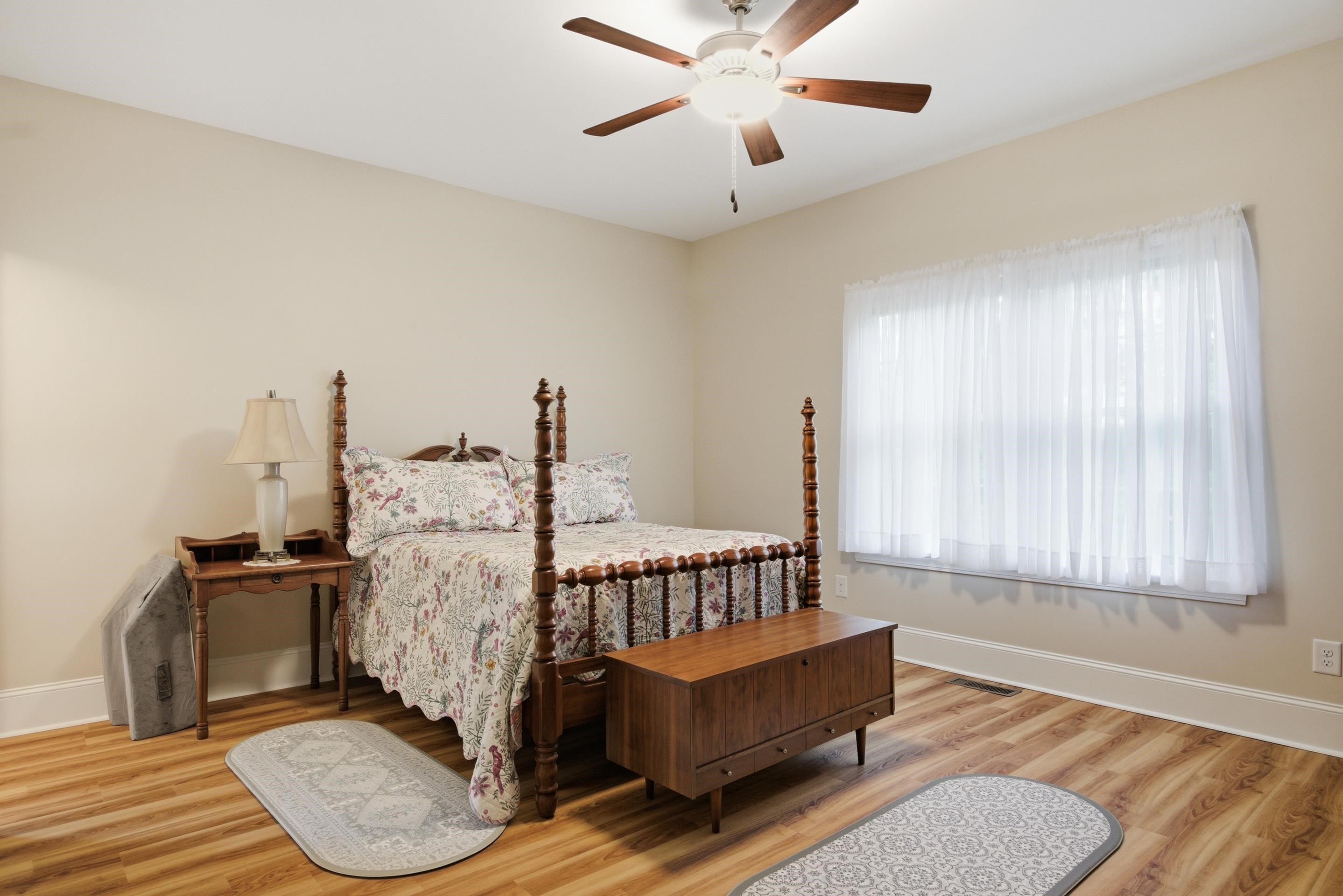 525 Hale Street Pearisburg VA 24134
