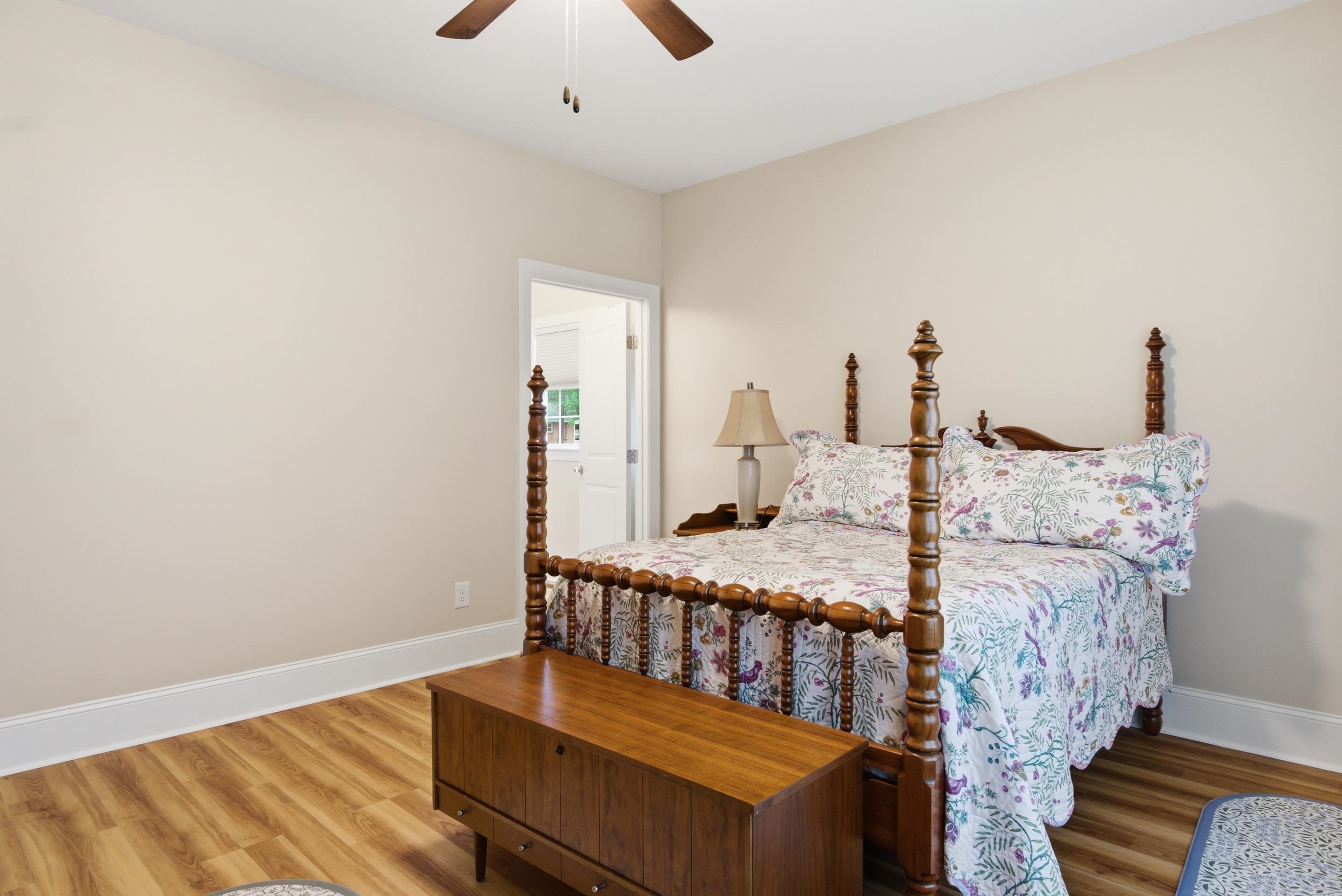 525 Hale Street Pearisburg VA 24134