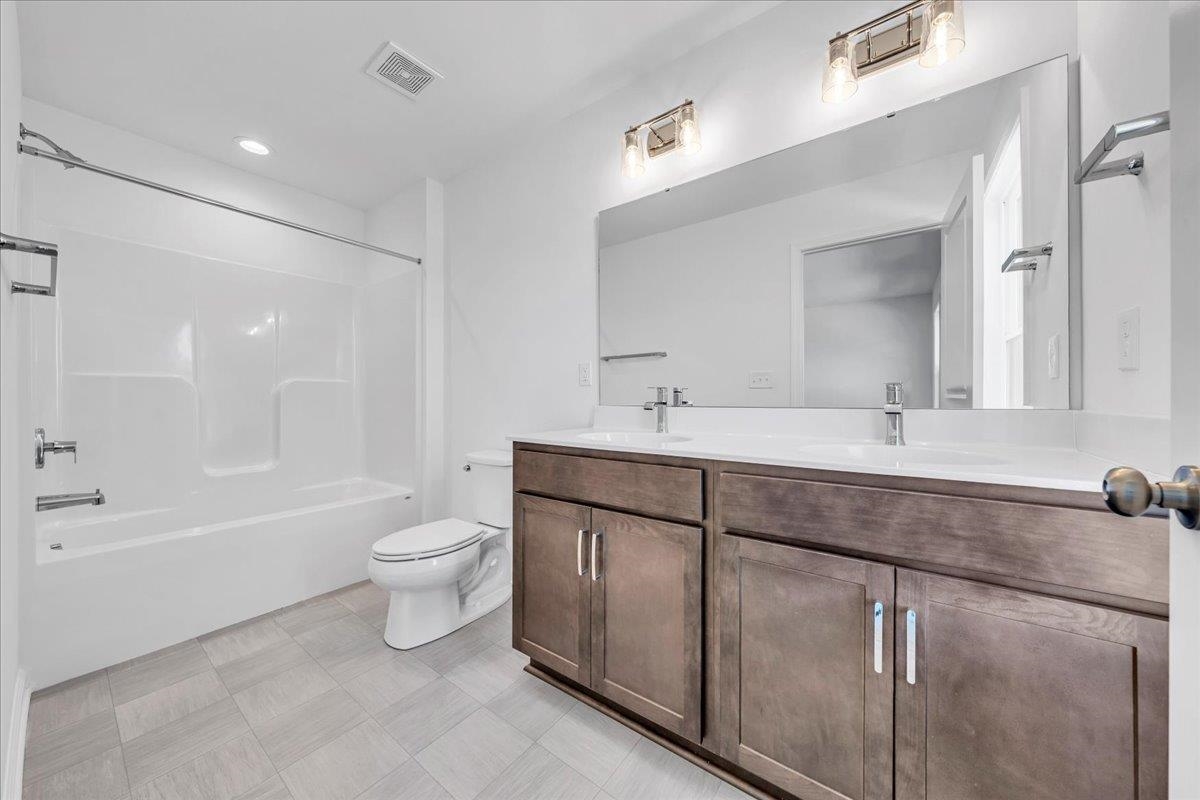 2139 Mccarters Way Blacksburg VA 24060