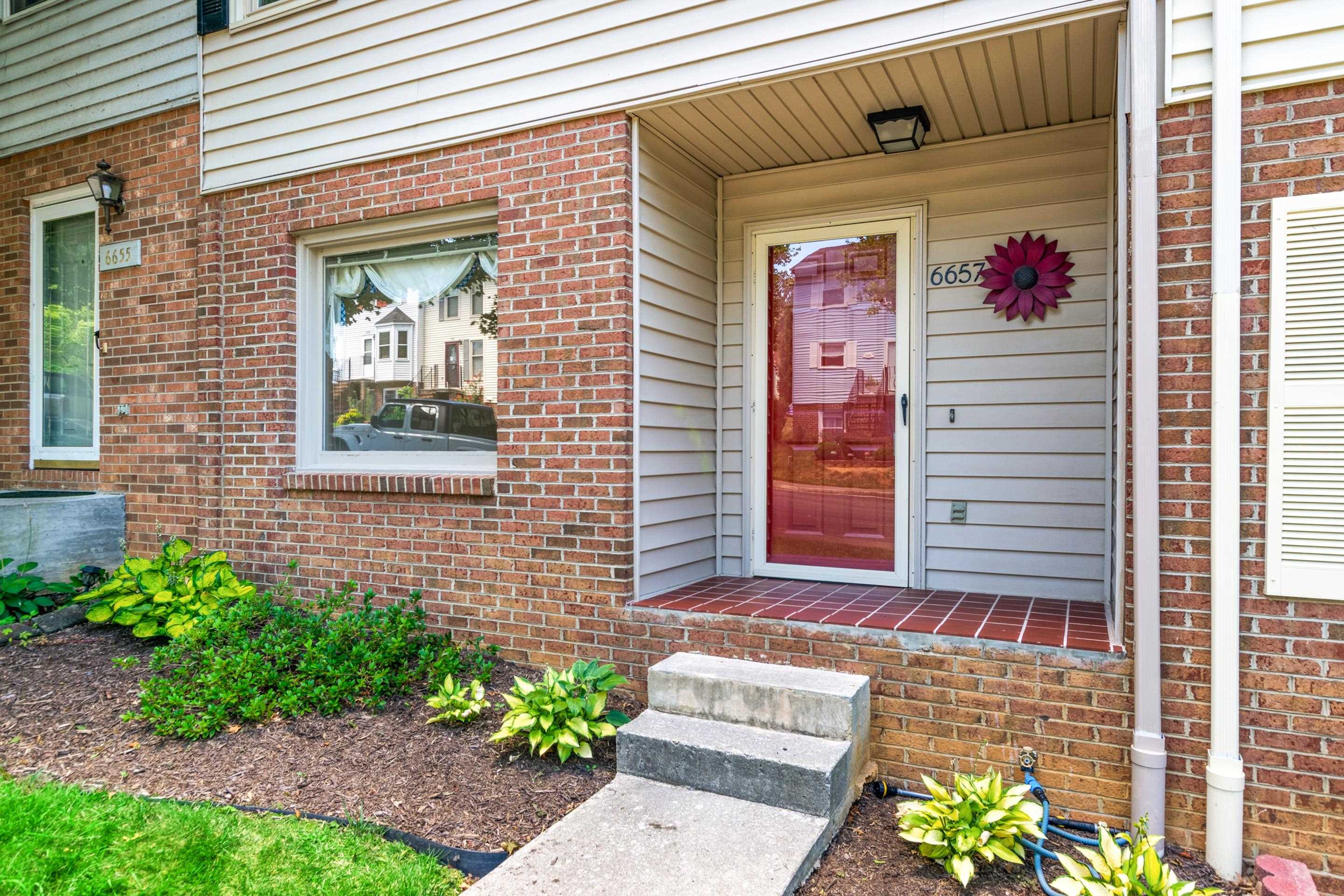 6657 Sagefield Avenue Radford VA 24141