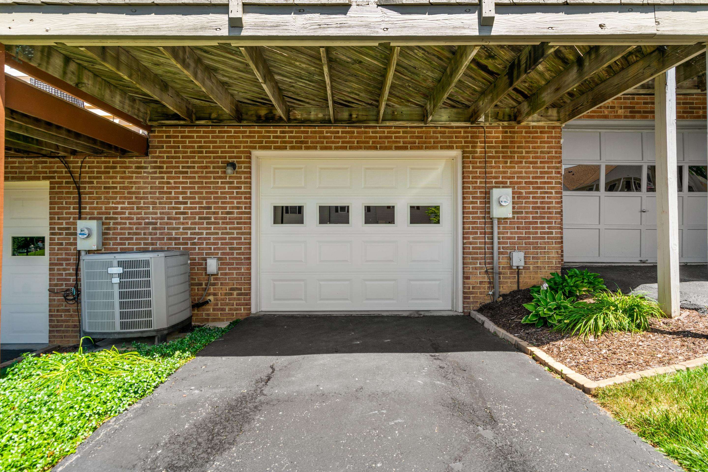 6657 Sagefield Avenue Radford VA 24141