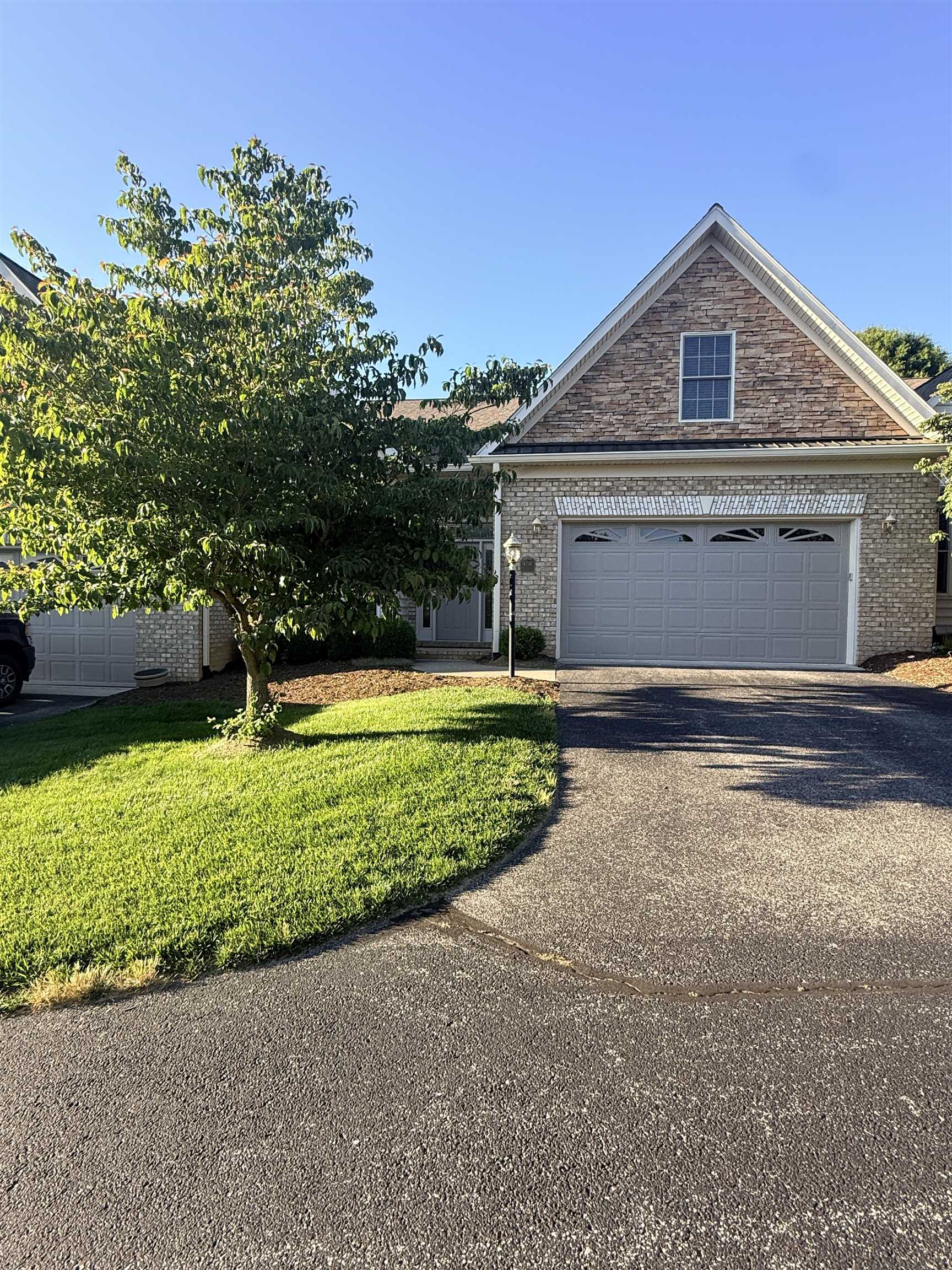 6716 Bay Hill Court Radford VA 24141