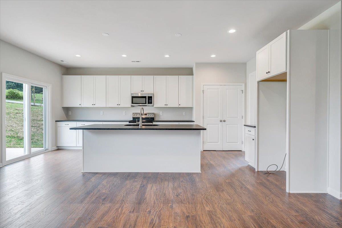 1860 Colby Avenue Blacksburg VA 24060