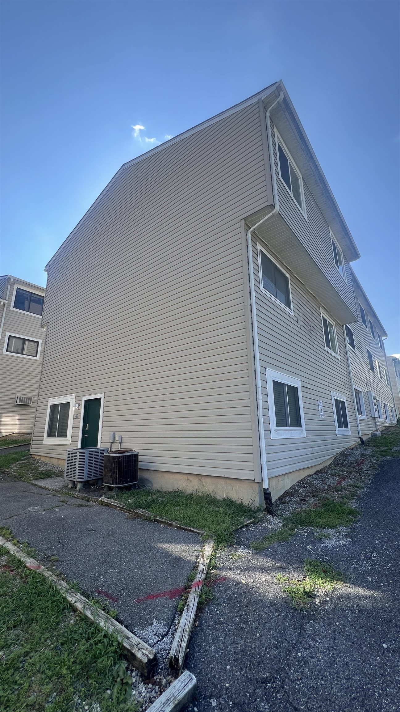 524#20 Calhoun Street Radford VA 24141