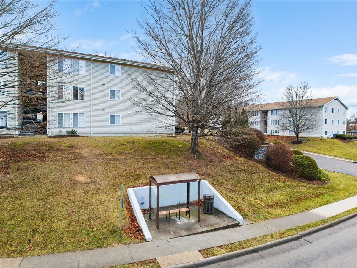 1731 Liberty Lane Blacksburg VA 24060