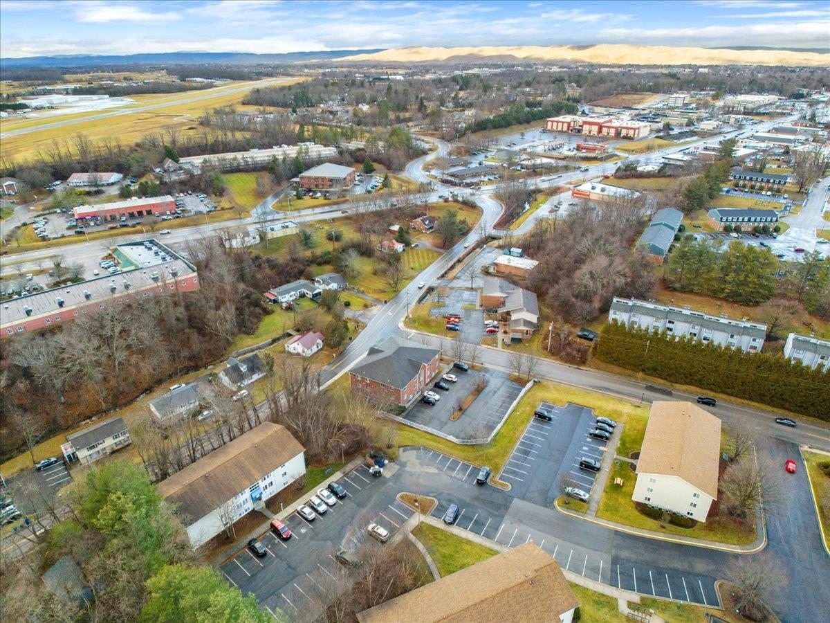 1731 Liberty Lane Blacksburg VA 24060