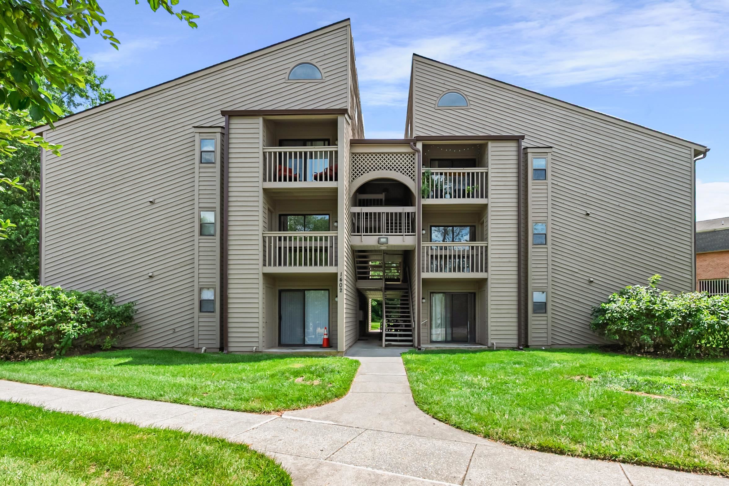 Blacksburg VA, 1402 University City Boulevard, Unit Q