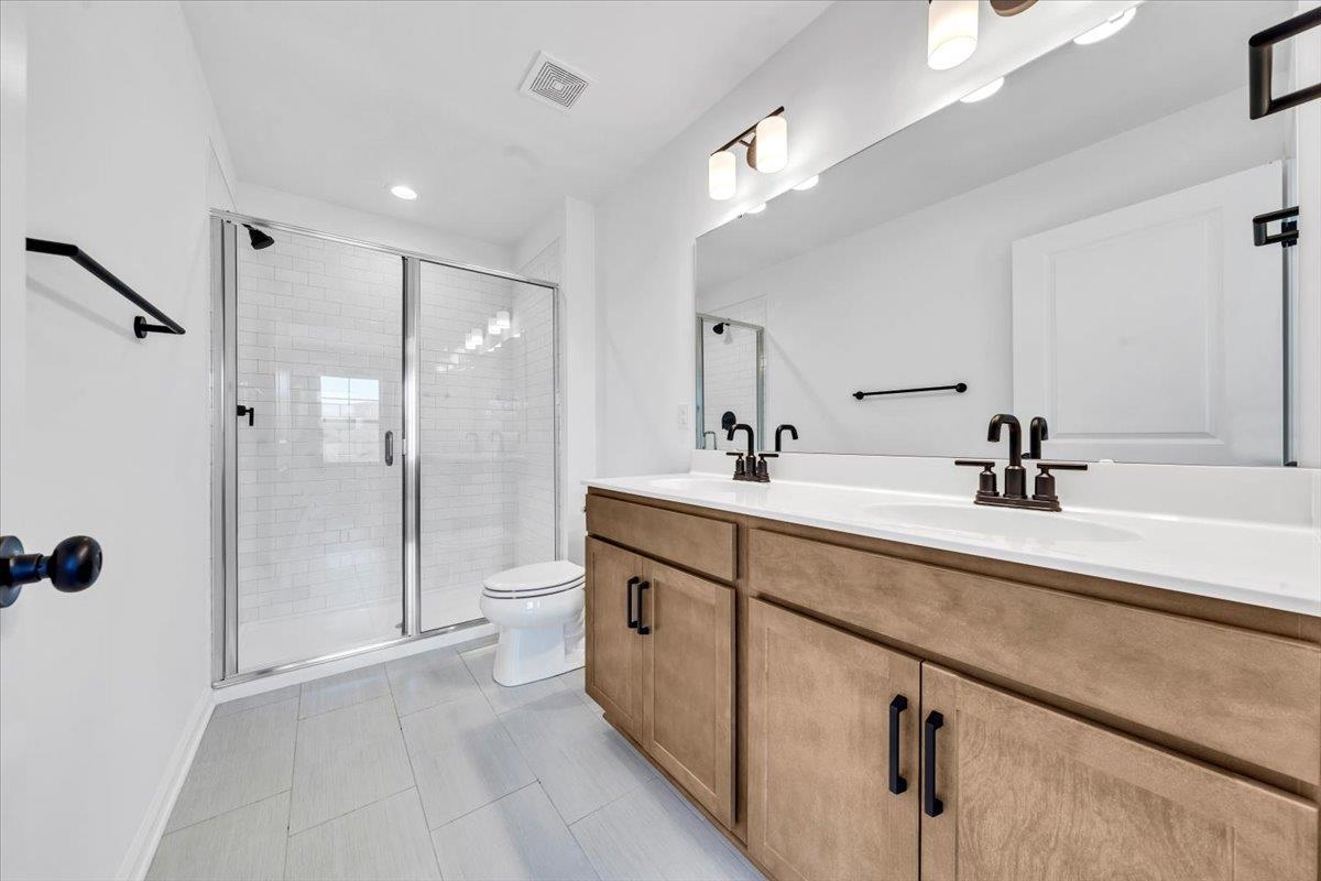 2127 Mccarters Way Blacksburg VA 24060