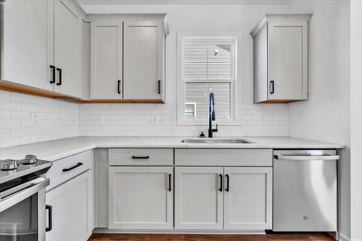 2127 Mccarters Way Blacksburg VA 24060