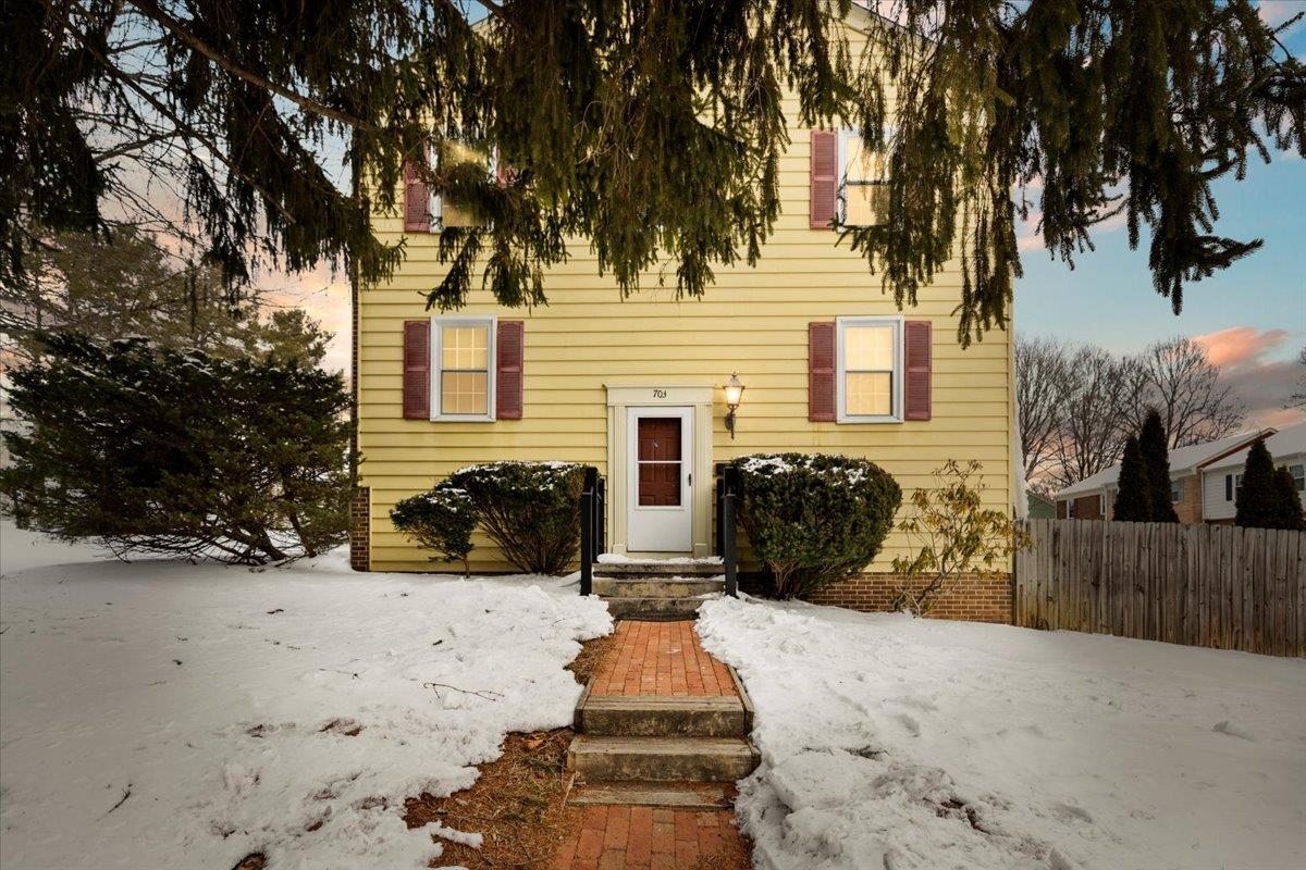 703 Cambridge Road Blacksburg VA 24060