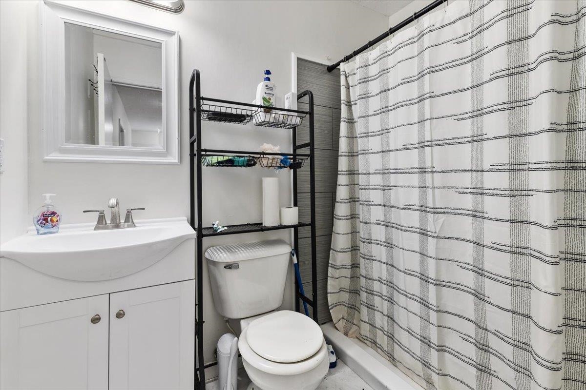 703 Cambridge Road Blacksburg VA 24060