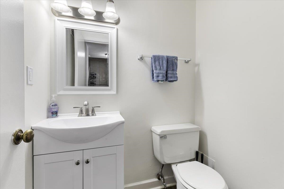 703 Cambridge Road Blacksburg VA 24060