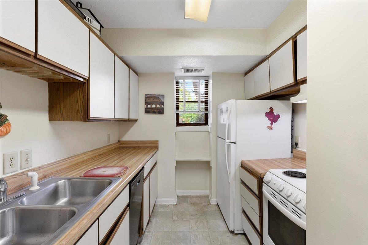 1406 University City Boulevard Blacksburg VA 24060