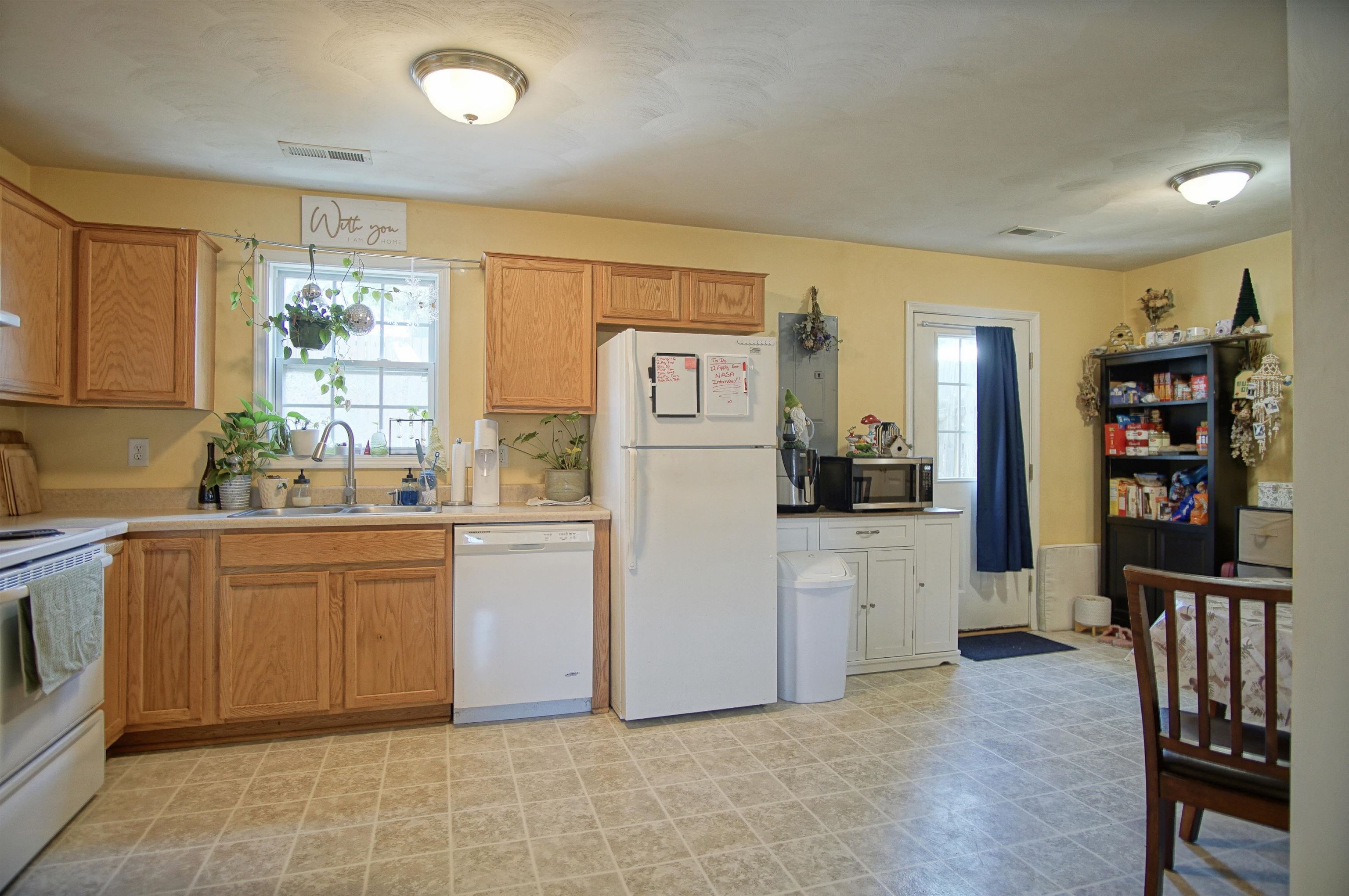 90 Salem Lane Christiansburg VA 24073