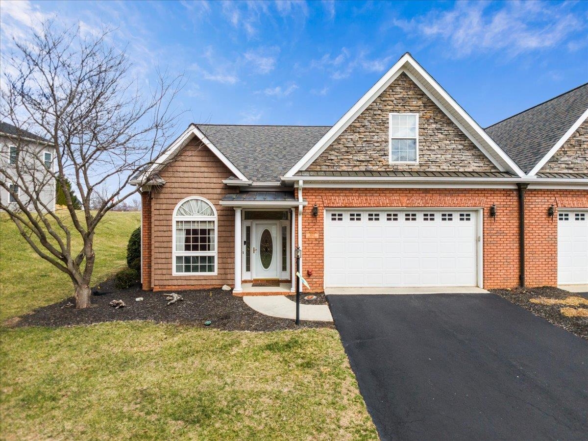 6807 Sahalee Circle Radford VA 24141