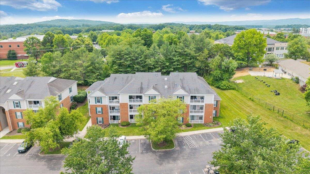 211 S Knollwood Drive Blacksburg VA 24060