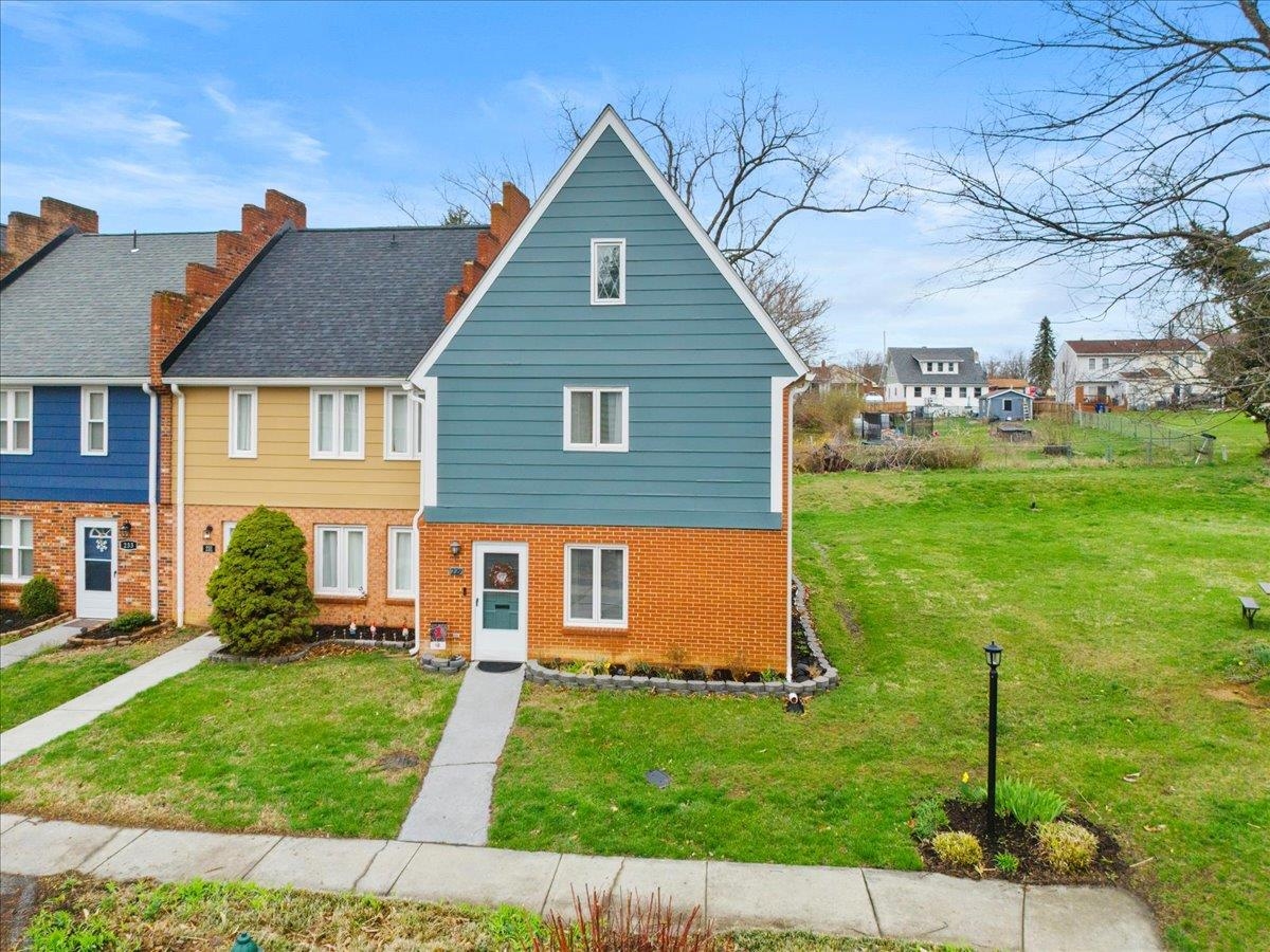 229 Lester Place Christiansburg VA 24073