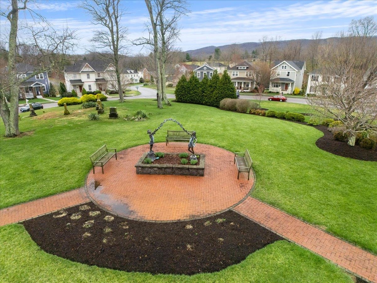 1708 Trillium Lane Blacksburg VA 24060