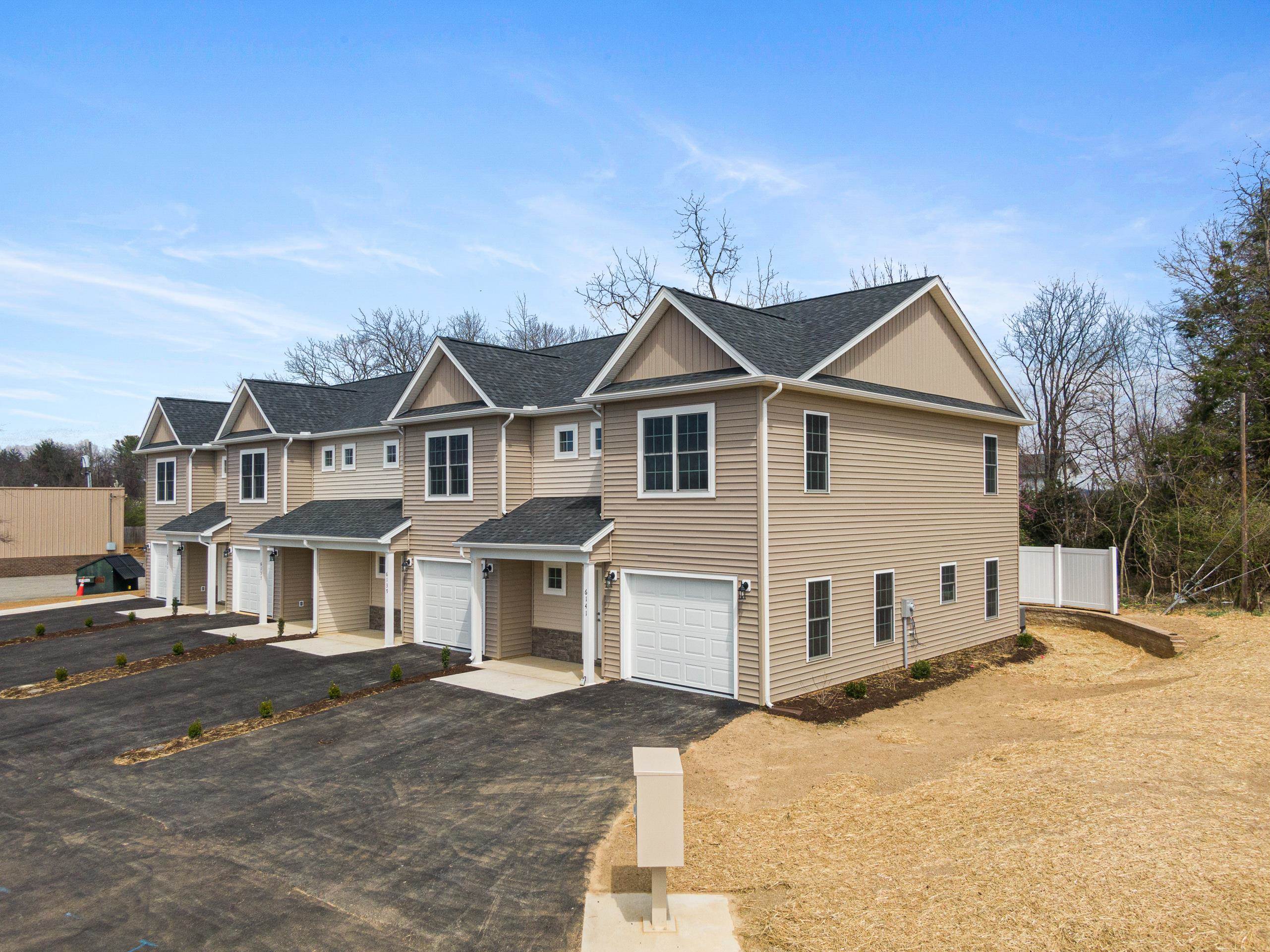 6134 Warren Newcomb Drive Radford VA 24141