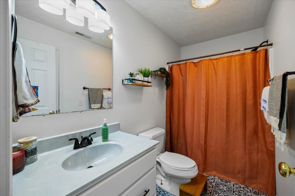 1497 Scott Street Christiansburg VA 24073