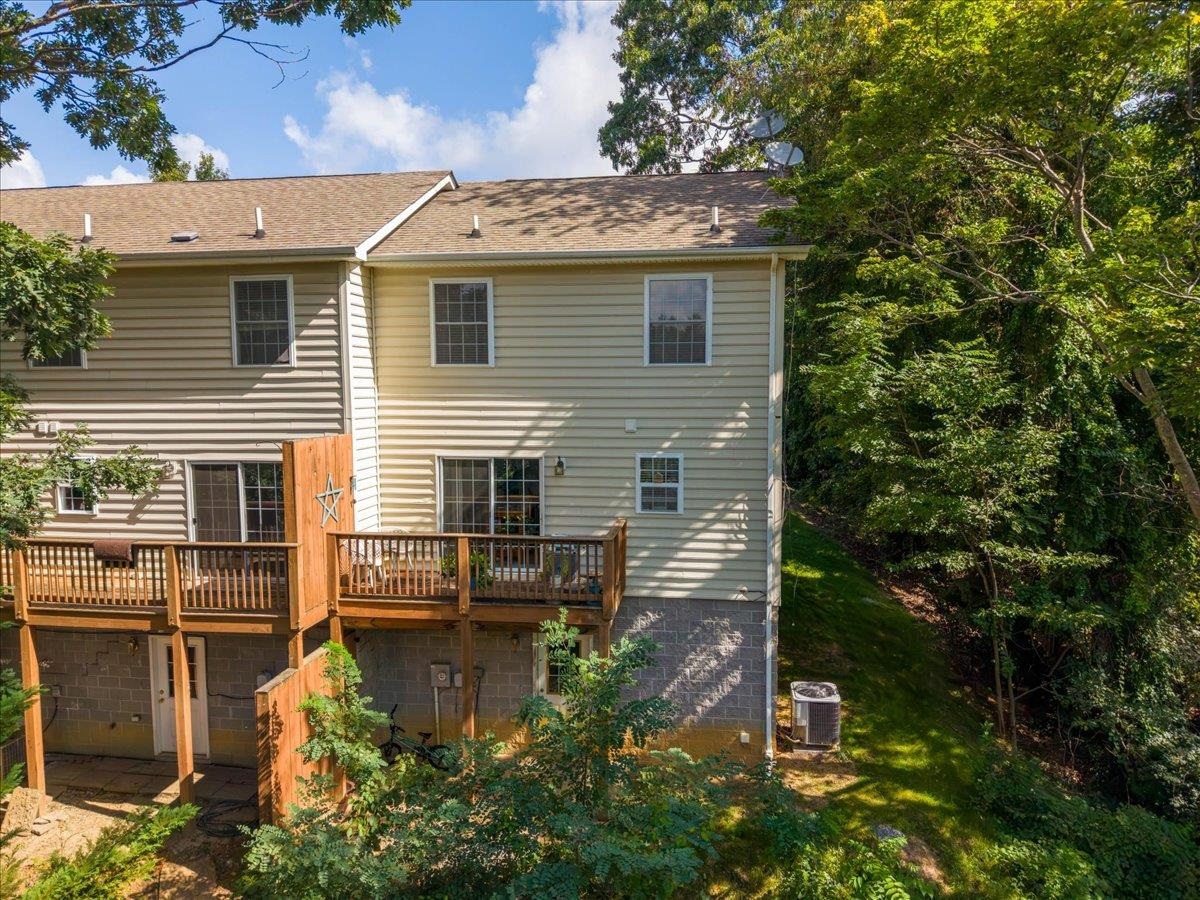 1497 Scott Street Christiansburg VA 24073