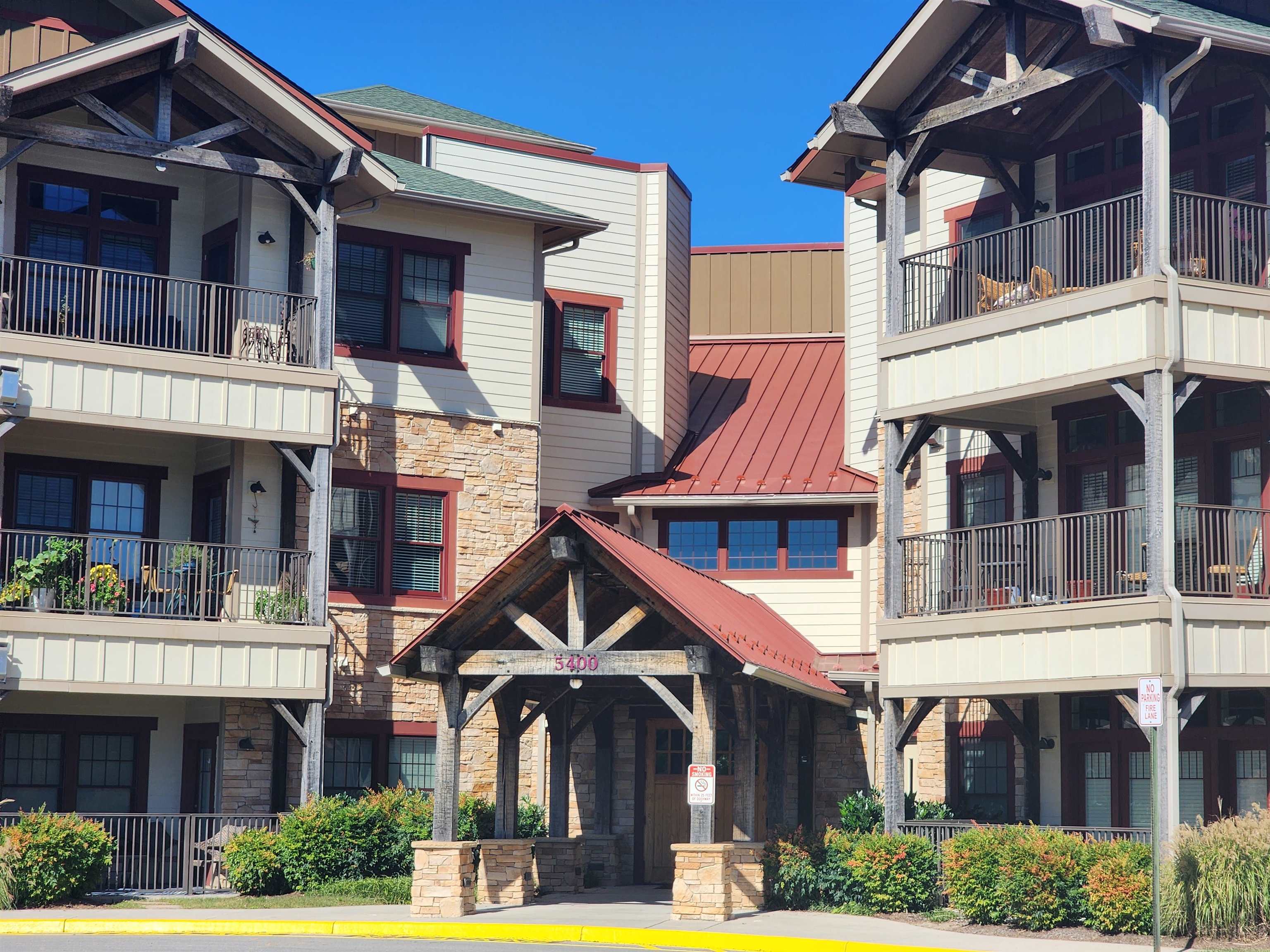 5442 The Peaks Drive Roanoke VA 24018