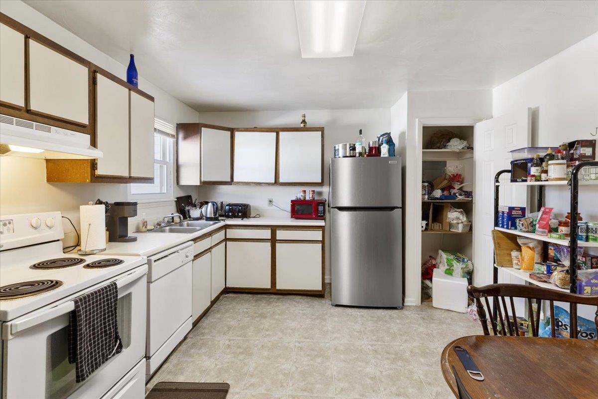 212 Pheasant Run Drive Blacksburg VA 24060