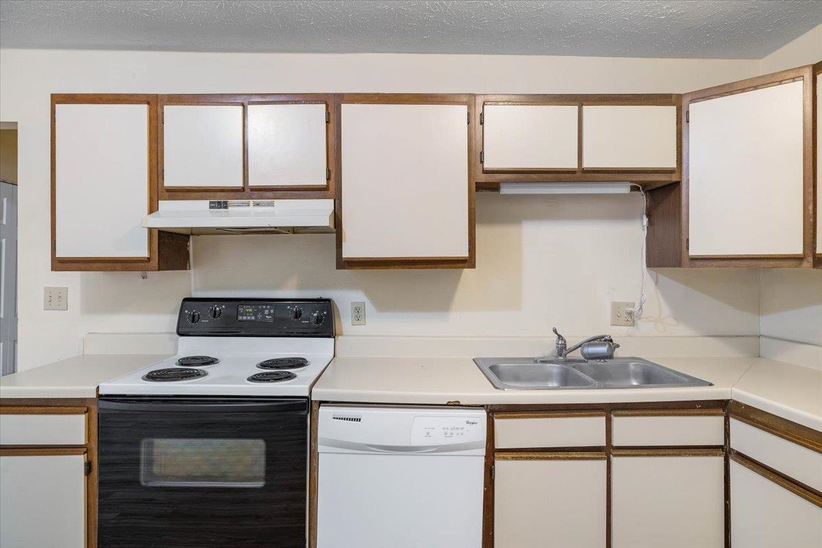 151 Clover Valley Circle Blacksburg VA 24060